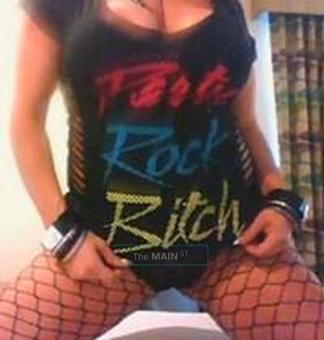 New in town ******5 Star******Ms LuckyRed, 24