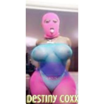 SHE HAS ARRIVED #POUND ON THESES CAKES?? #A REAL TRANS#NO TEXT, 32
