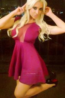 Hot LikE fIRe bLonde, 25