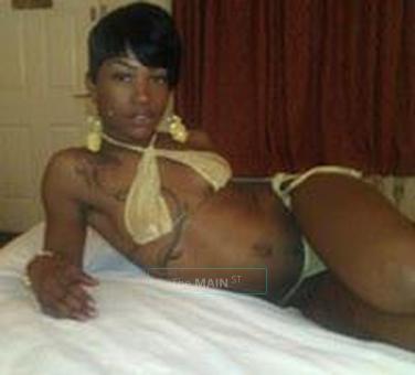? GORGEOUS 411 EBONY ? —————Pretty Face ————— Perfect Body————— ? AMAZING CURVES!!, 18