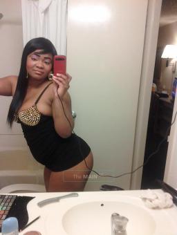 CaliForniA Girls Do it Bestt > > Mixed Dominican Hottie From Cali, 20