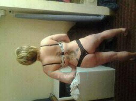 karoline and klhoe*****golden hands, 26