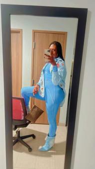 It’s the pretty Brown Brown, ?? driving him wild! ??, 24