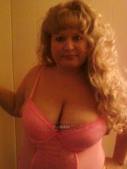 come see a really pretty blond, 37
