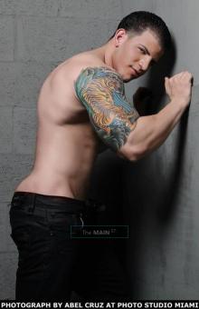 Hola chicas aqui les traemos dos chicos Cubanos bien hots, 21