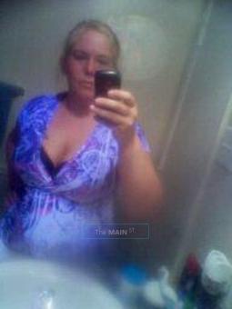 Come get treated like u DESERVE! Do u like 2 PLAY/KISS/CUDDLE, 25