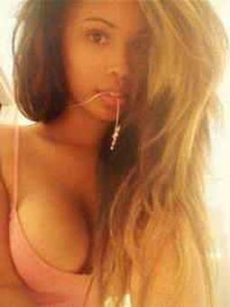 ?? Exoctic PLAYMATE * Very Kinky GIRL •• ?, 22
