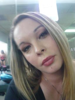 *** Beautiful blonde *First * Class * ALL * YOU * NEED *** *, 22