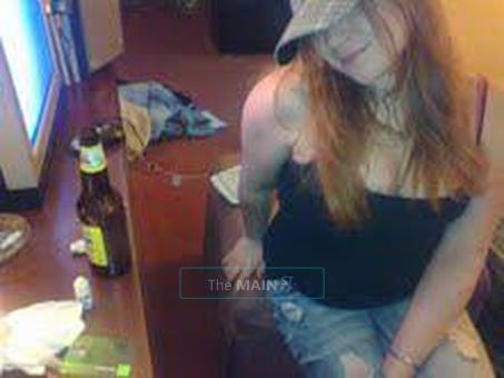 New*redhead, fun,Courteous& YOUNG great company &back rubs, 26
