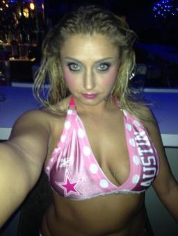 *** April is serving Lake Charles with tempting hot outcalls ***, 26