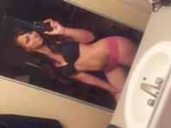 Available now!* * * * * * Sexy Latina ! * * * * * *Nice Shape* * * * * * Outcalls specials!, 21