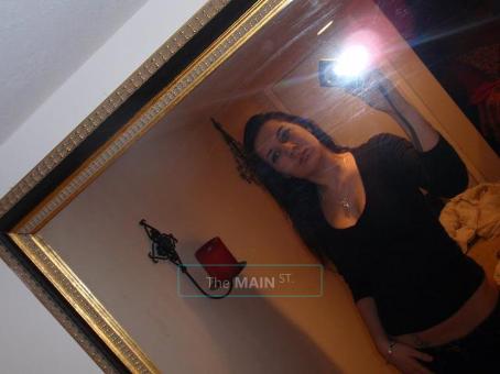 comfortable personal massage! hosted by friendly, intelligent & sexy co.ed, 21