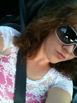 Classy Lady Lookin For A Gentlemen, 23