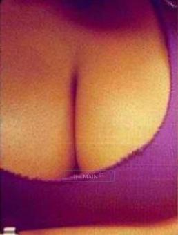 Extremely Hot ------- Topless Massage, 24