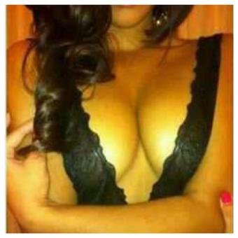 I love playing with girls, 23