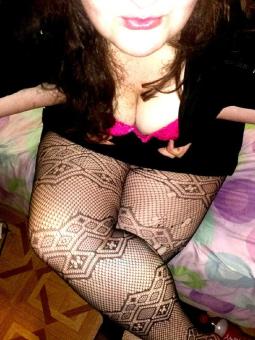 VANILLA JUST VISTING get it while its hot! open minded!, 19
