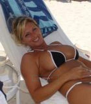 D==HoT===Soccer MOm! come play, 33
